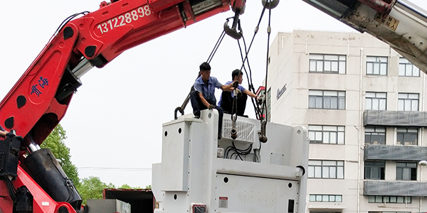 大型沖壓設備吊裝如何避免零事(shì)故？