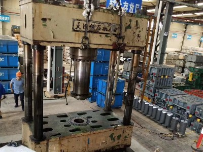 70噸壓機放倒裝車