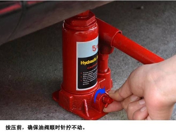 設備搬運中千斤頂的作用及使用方法