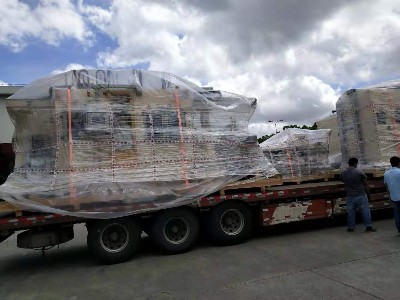 設備廠出口設備打包裝車