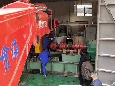 40噸設備超低空間吊裝