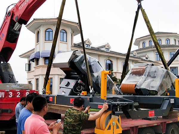 老沈機器吊裝搬運