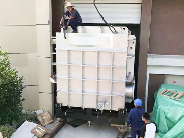 韓國(guó)進(jìn)口40噸設備氣墊搬運