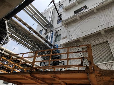 五樓設備平台吊裝