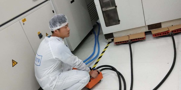 電子廠比較小的電子設備如何進(jìn)行工廠設備搬遷